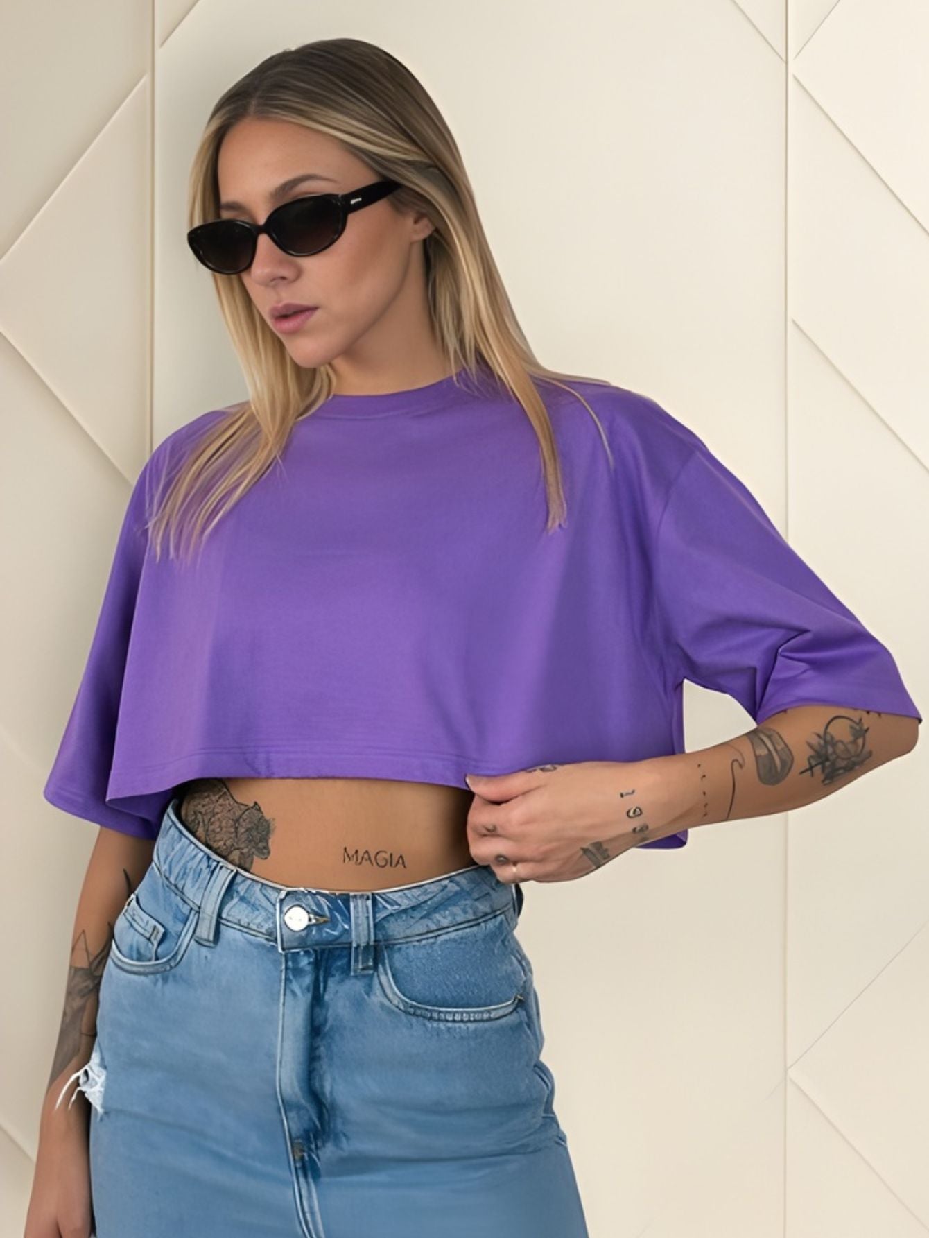 Camiseta Cropped Oversized Aveloz- Roxa