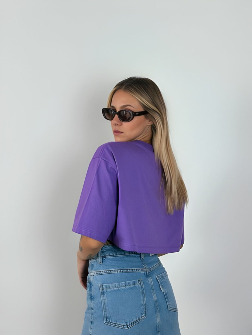 Camiseta Cropped Oversized Aveloz- Roxa