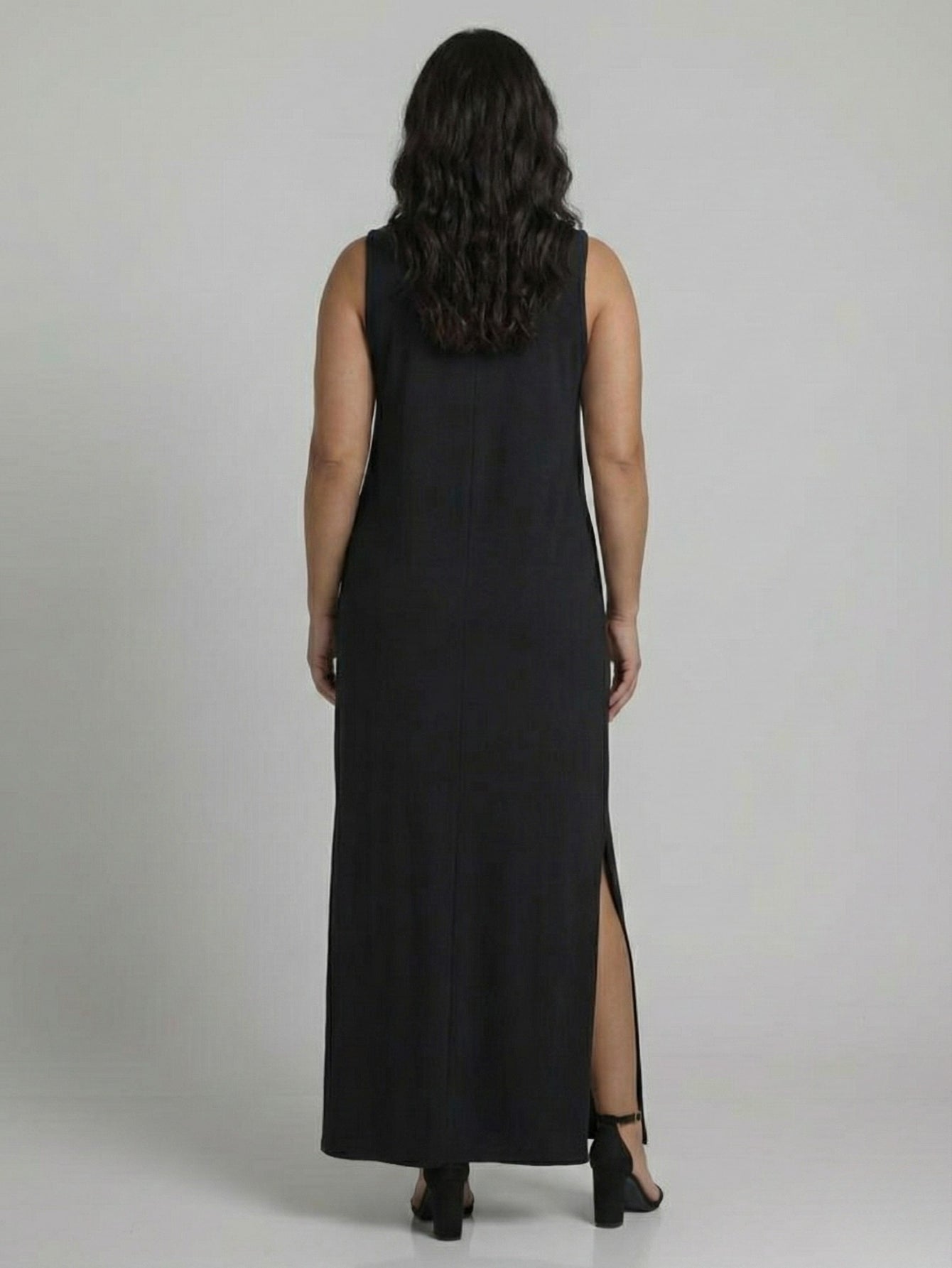 Vestido Longo Aveloz Viscolycra Soltinho Plus Size com Bolso Preto