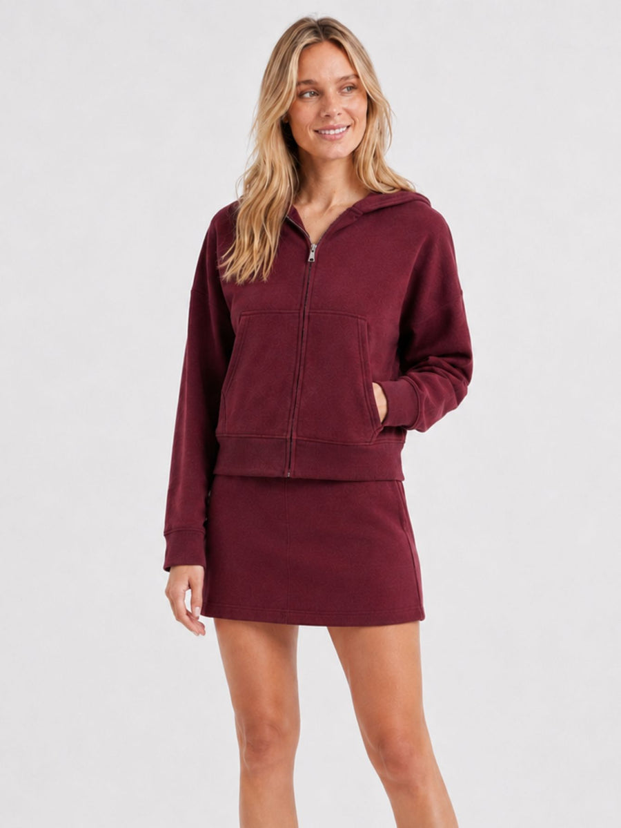 Jaqueta Moletom feminina Cropped Flow Aveloz com zíper e Capuz Bordô