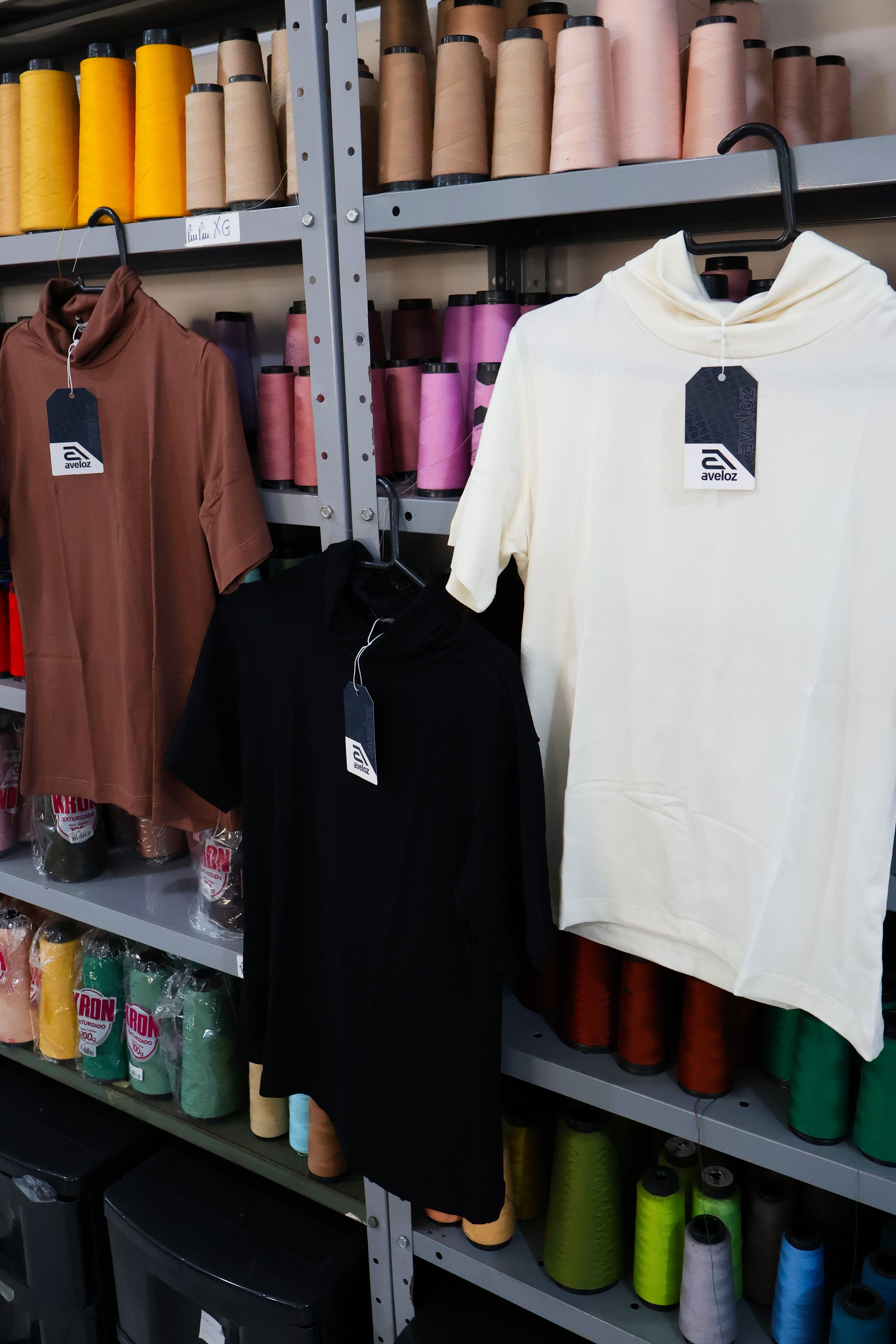 Kit 3 Blusas Gola Alta Manga Curta Em Viscolycra