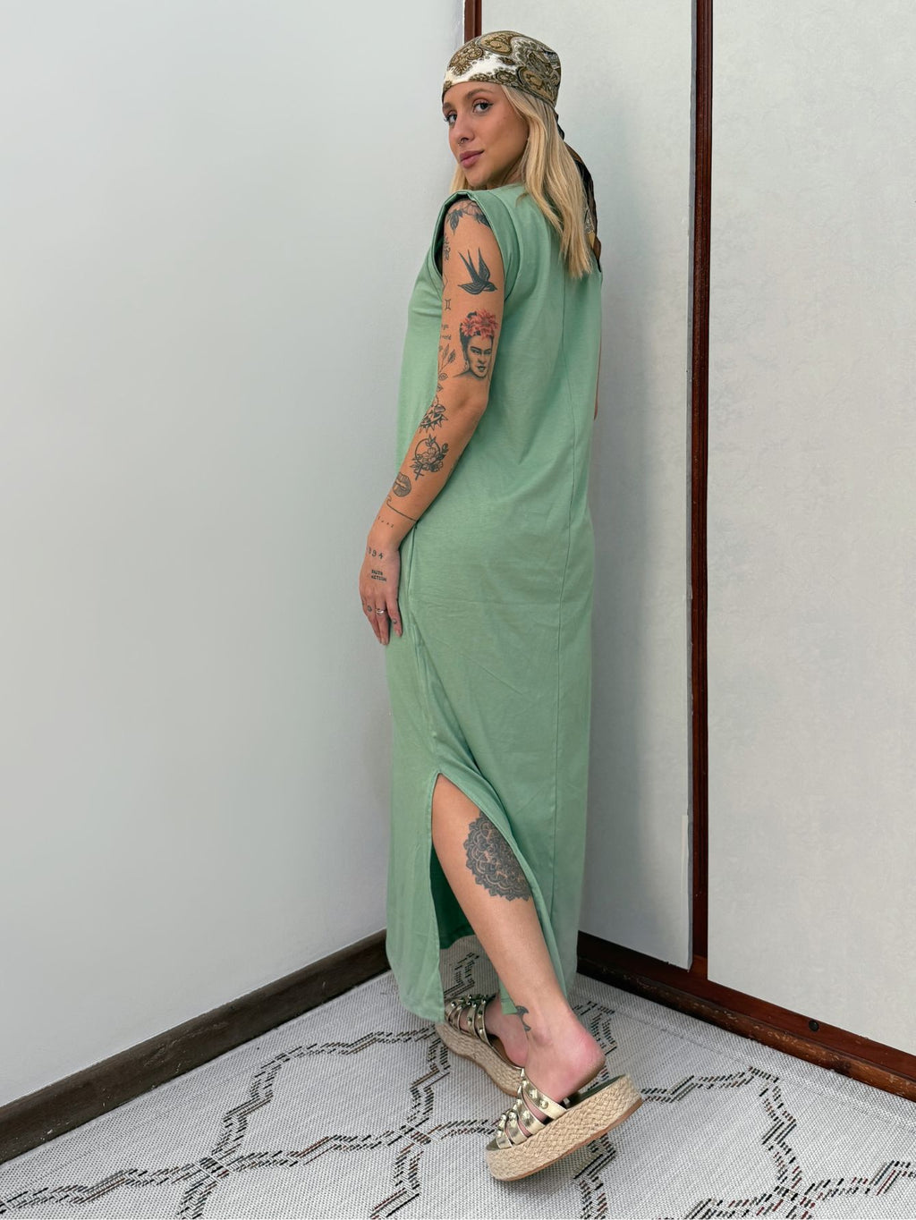 Vestido Longo Muscle Tee Em Algodão Com Bolso Aveloz Verde