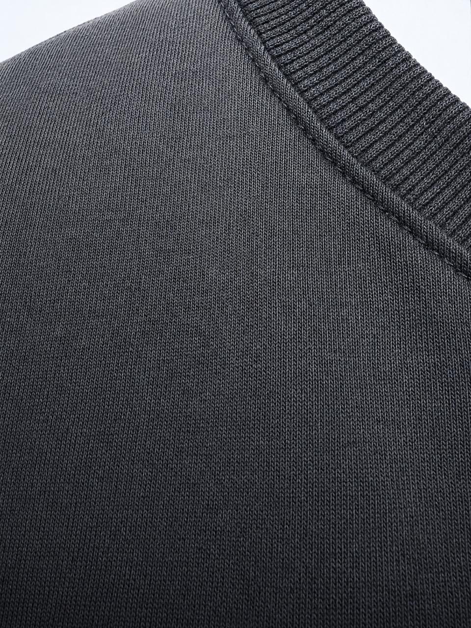 Blusa Assimétrica Feminina com Renda Preta