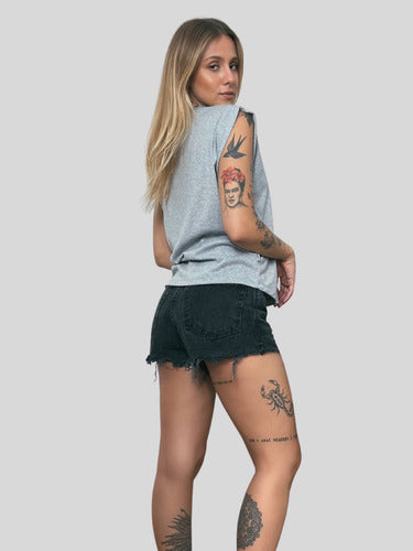 Camiseta Aveloz Feminina Muscle Tee Cinza