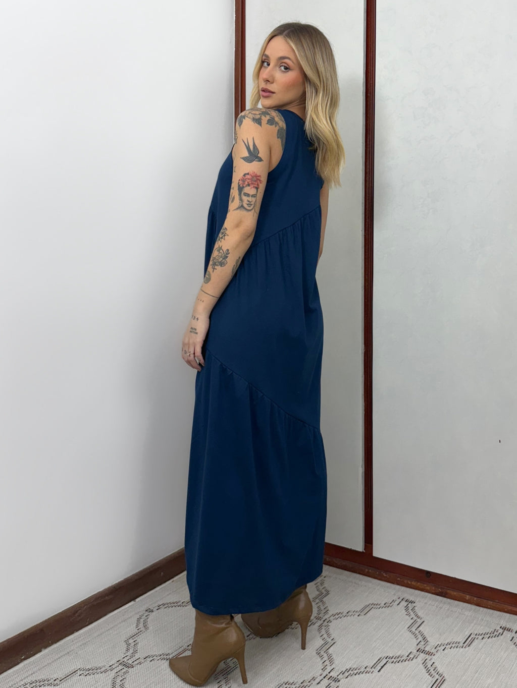 Vestido Longo Feminino Soltinho Malha Algodão Aveloz Azul Marinho