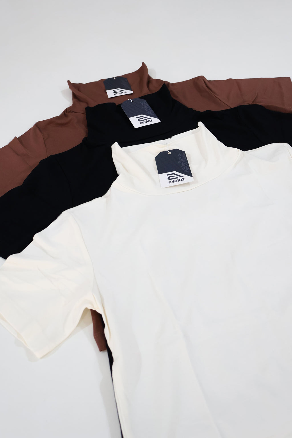 Kit 3 Blusas Gola Alta Manga Curta Em Viscolycra