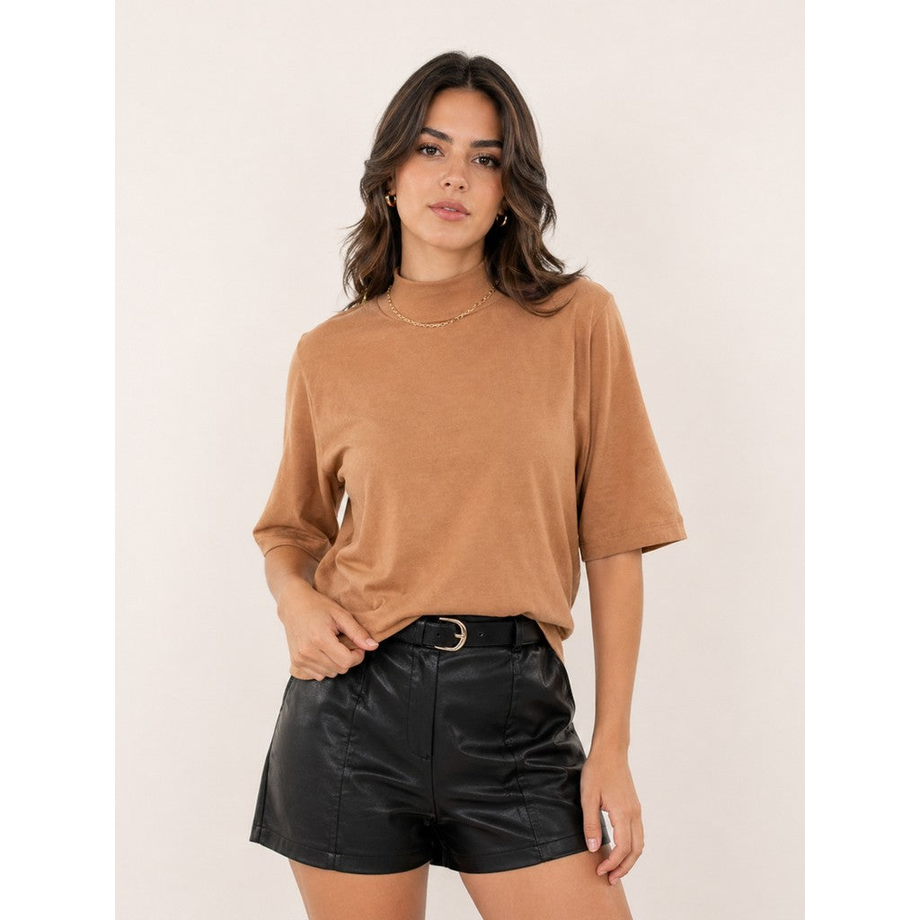 Camiseta Feminina T-shirt Aveloz Gola Alta E Manga 3/4 Caramelo