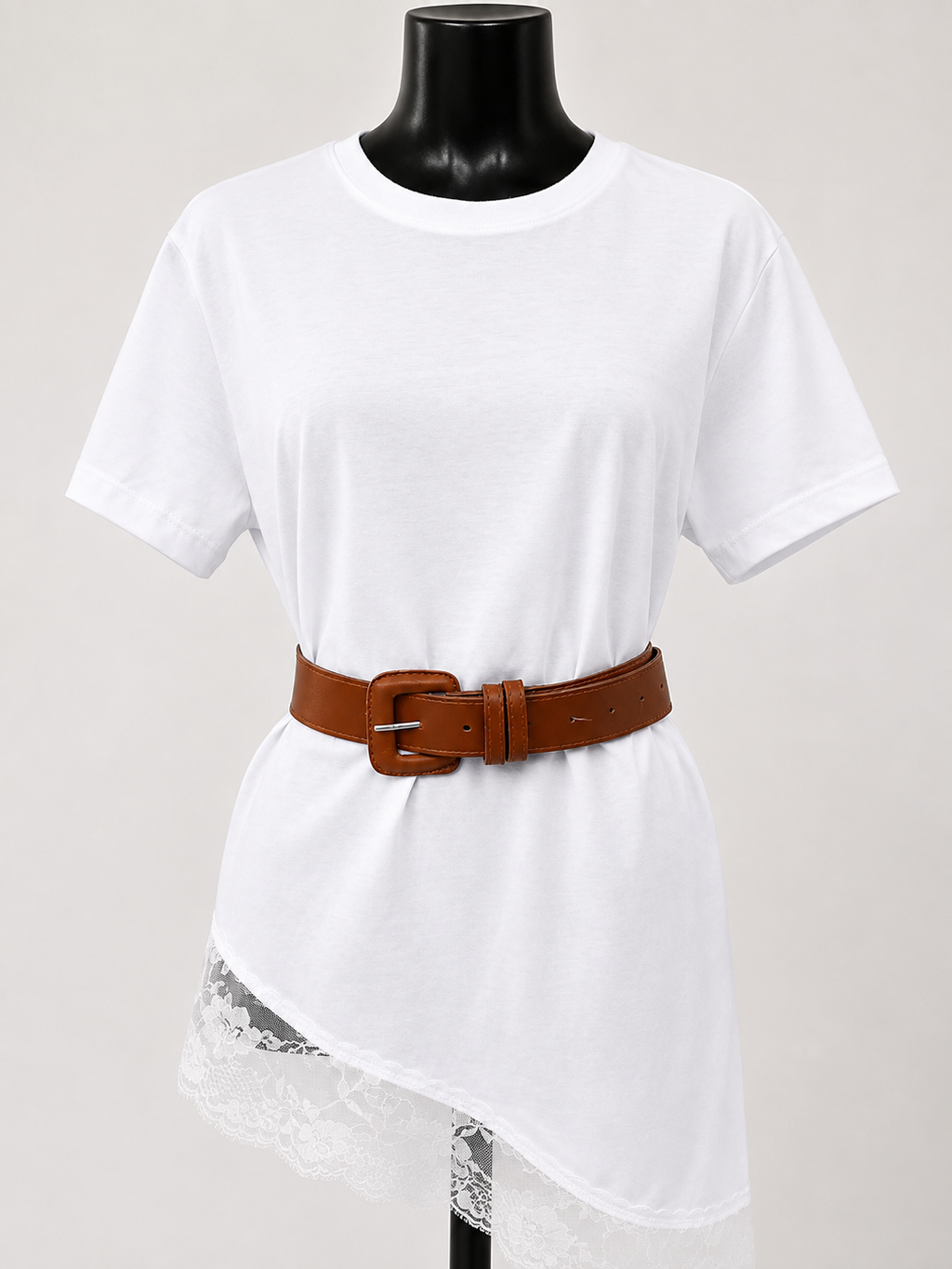 Blusa Assimétrica Feminina com Renda Branca
