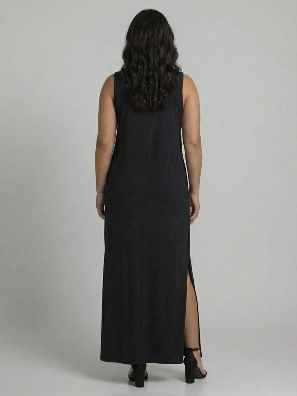 Vestido Longo Aveloz Viscolycra Soltinho Plus Size com Bolso Preto