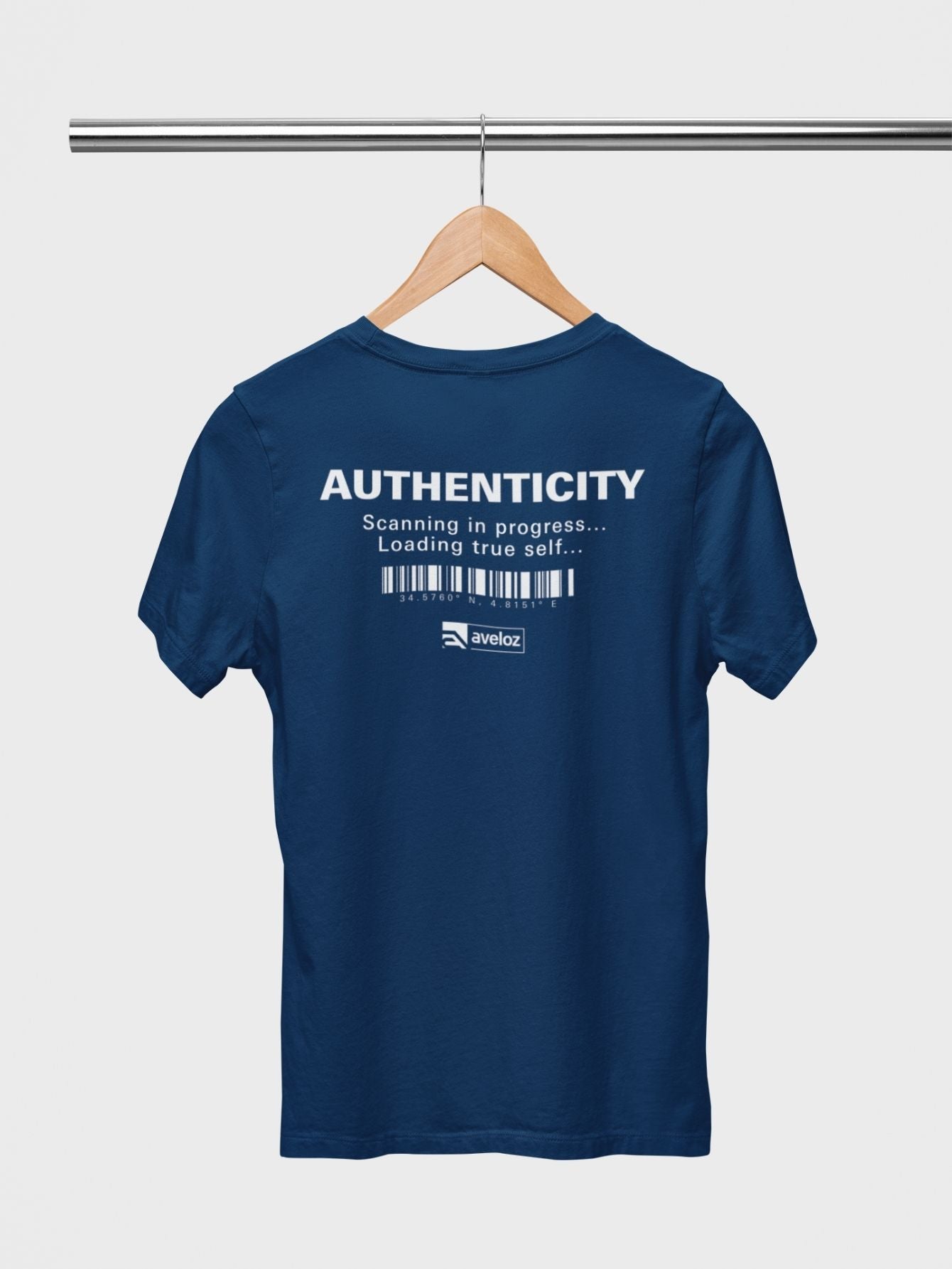 Camiseta Aveloz Feminina Authenticity Confortável 100% Algodão Azul marinho