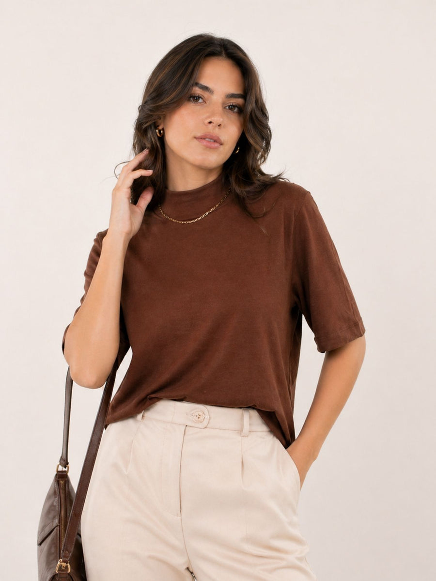 Camiseta Feminina T-shirt Aveloz Gola Alta E Manga 3/4 Marrom Escuro