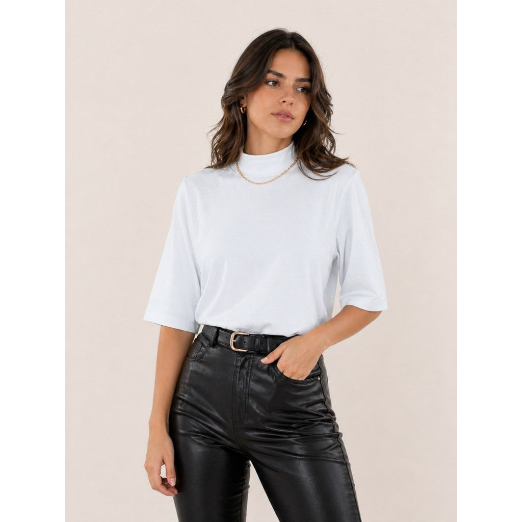 Camiseta Feminina T-shirt Aveloz Gola Alta E Manga 3/4 Branco