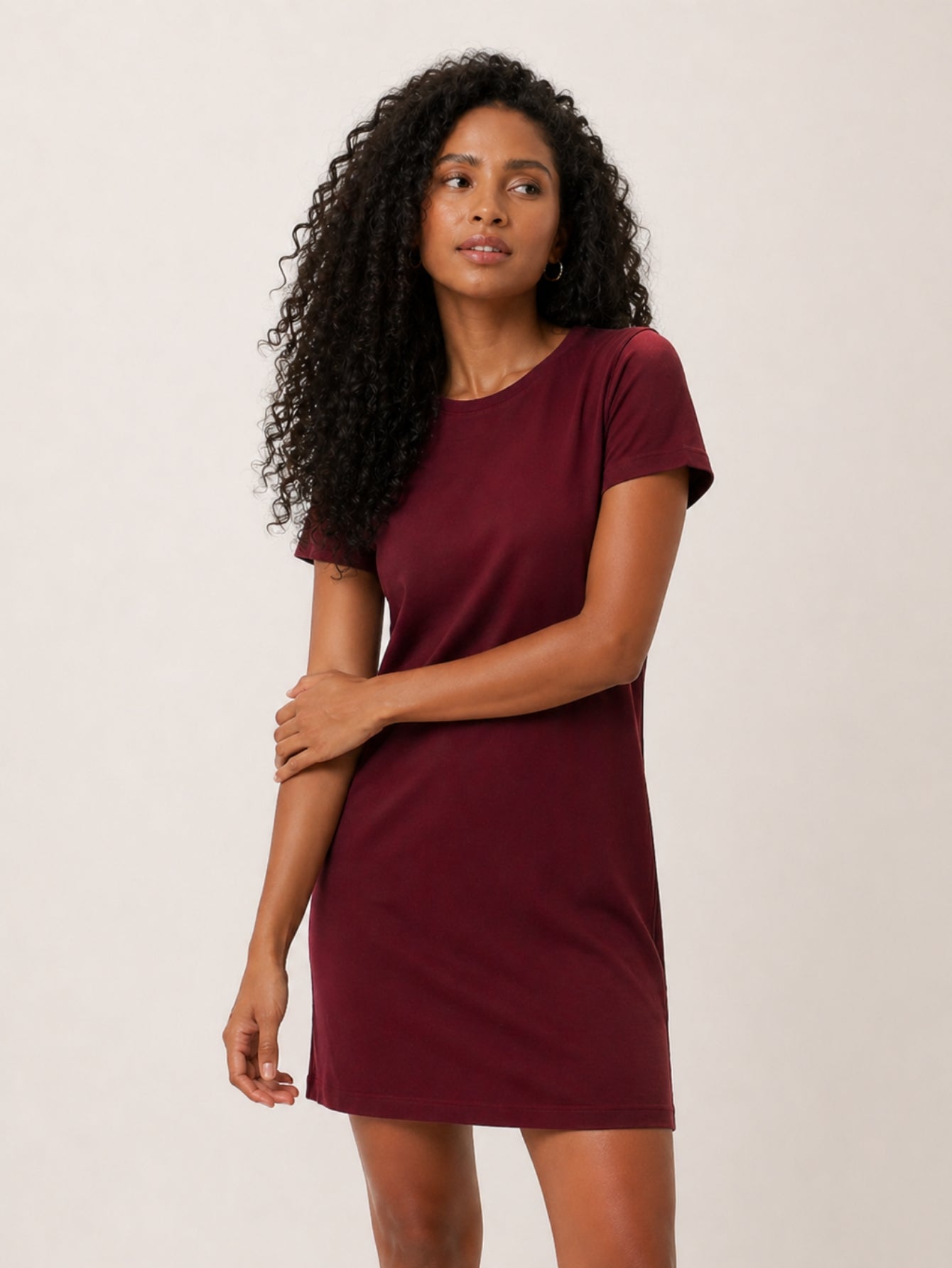 Vestido T-shirt Camisetão Aveloz Bordô