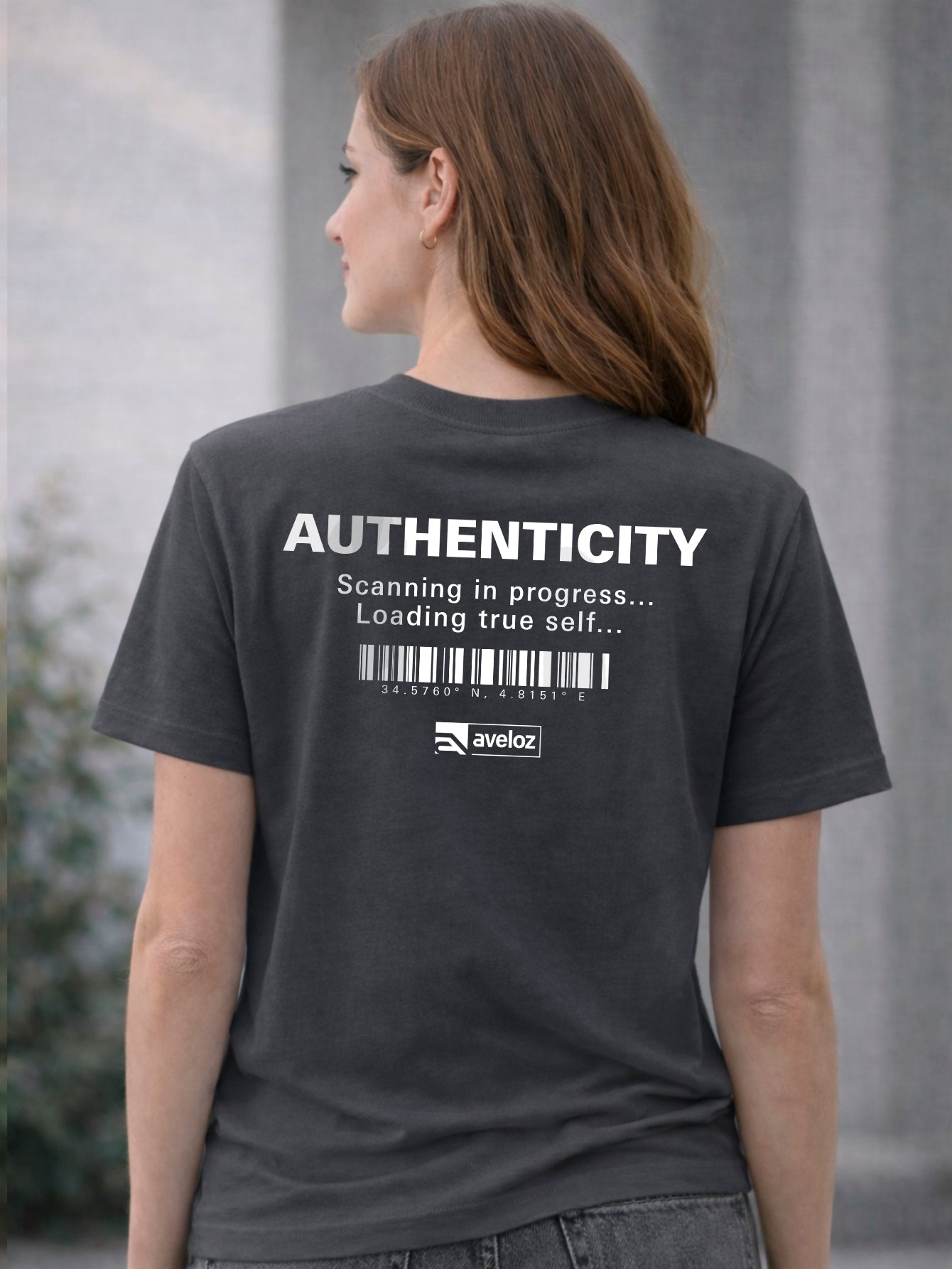 Camiseta Aveloz Feminina Authenticity Confortável 100% Algodão Cinza escuro