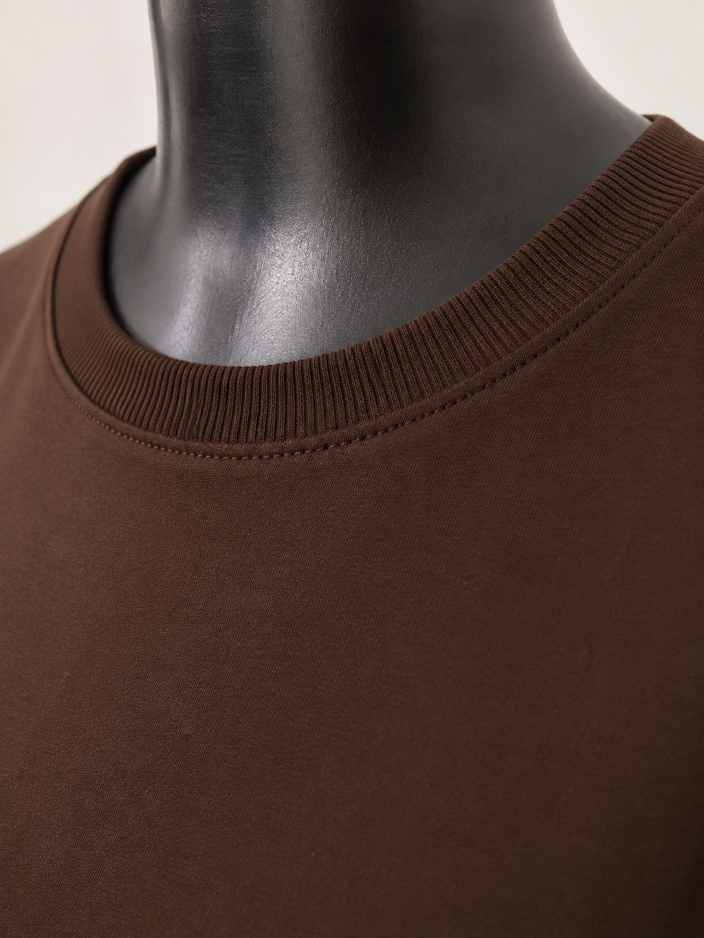 Blusa Assimétrica Feminina com Renda Marrom