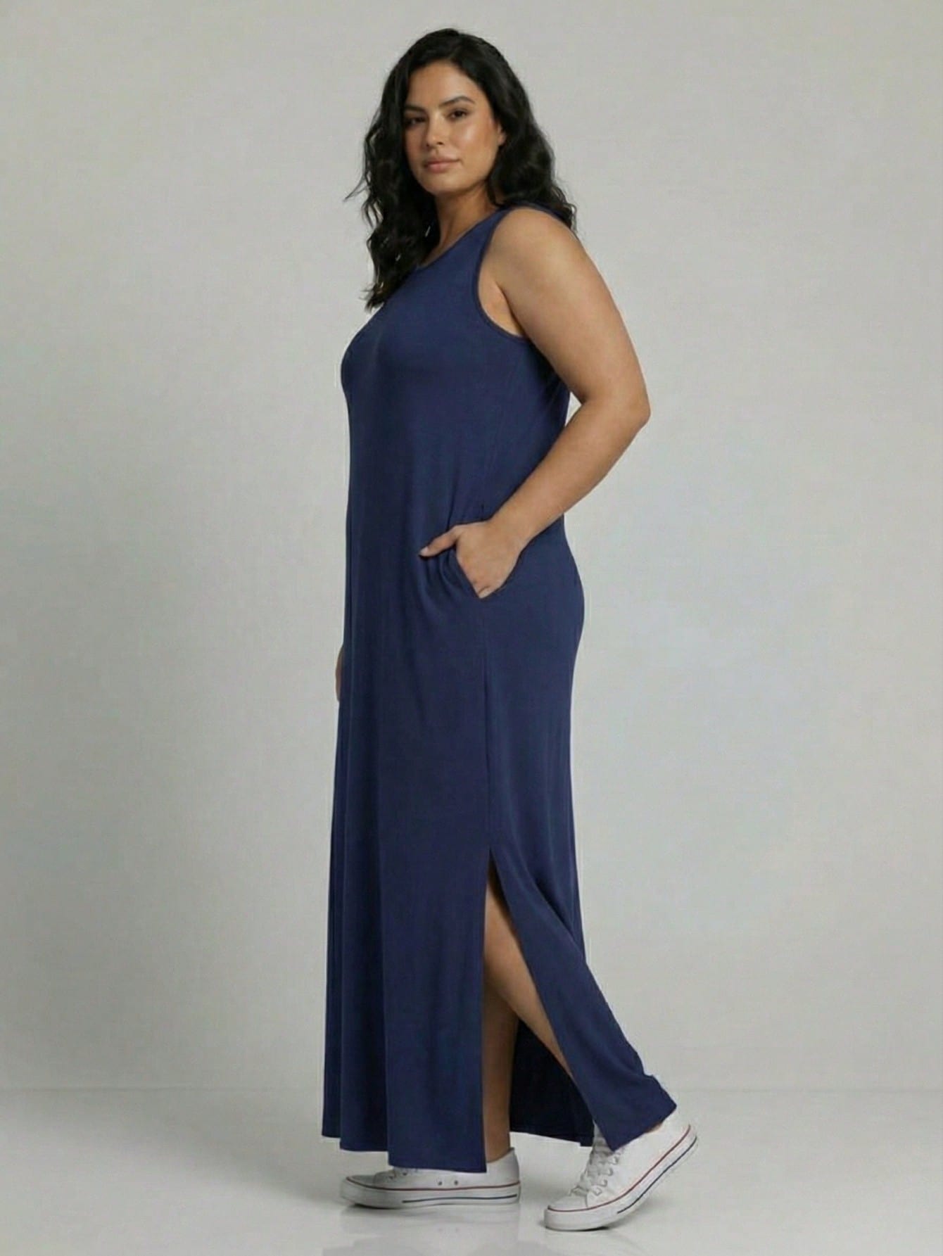 Vestido Longo Aveloz Viscolycra Soltinho Plus Size com Bolso Azul Marinho