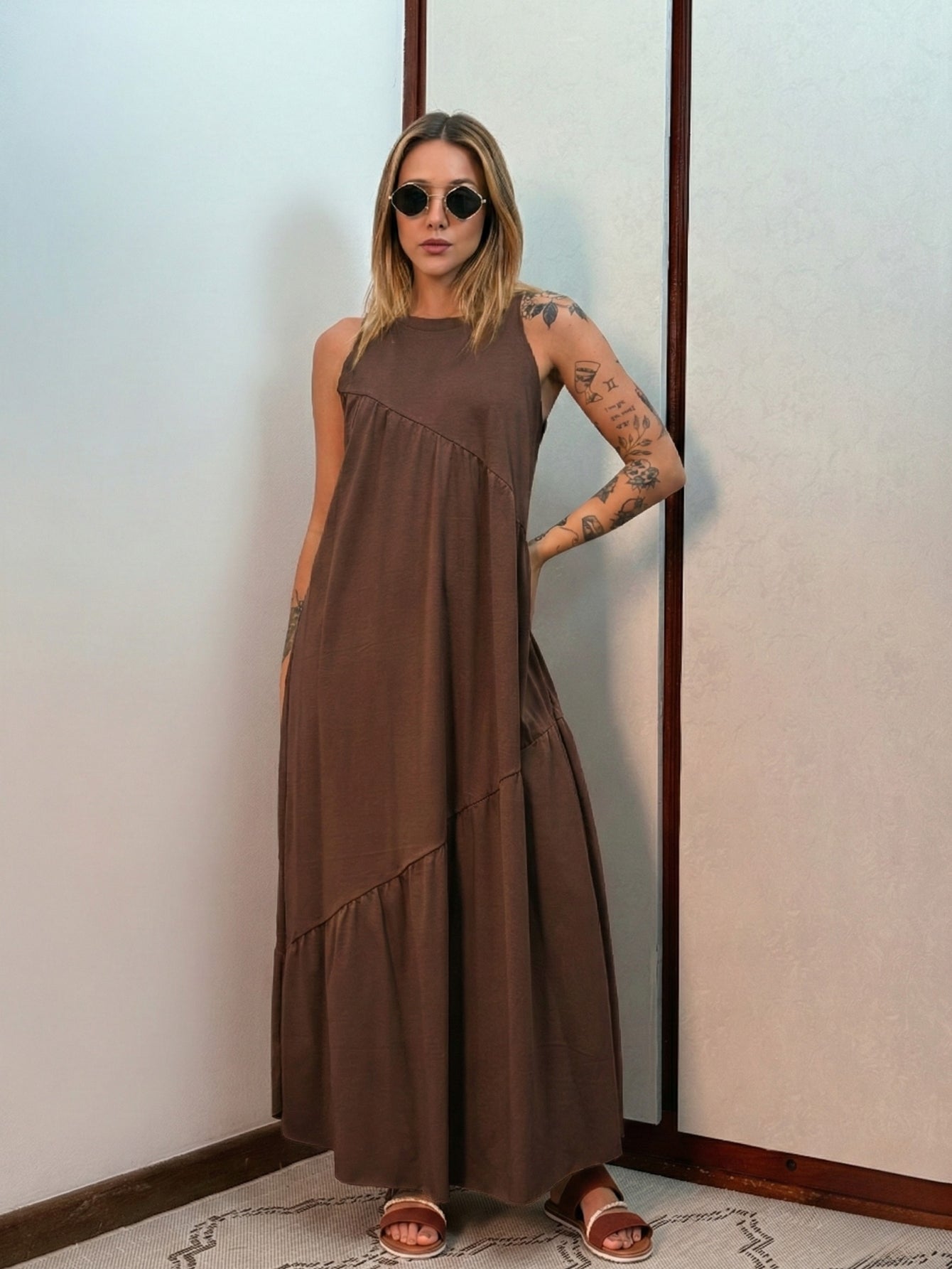 Vestido Longo Feminino Soltinho malha algodão Aveloz Marrom Escuro