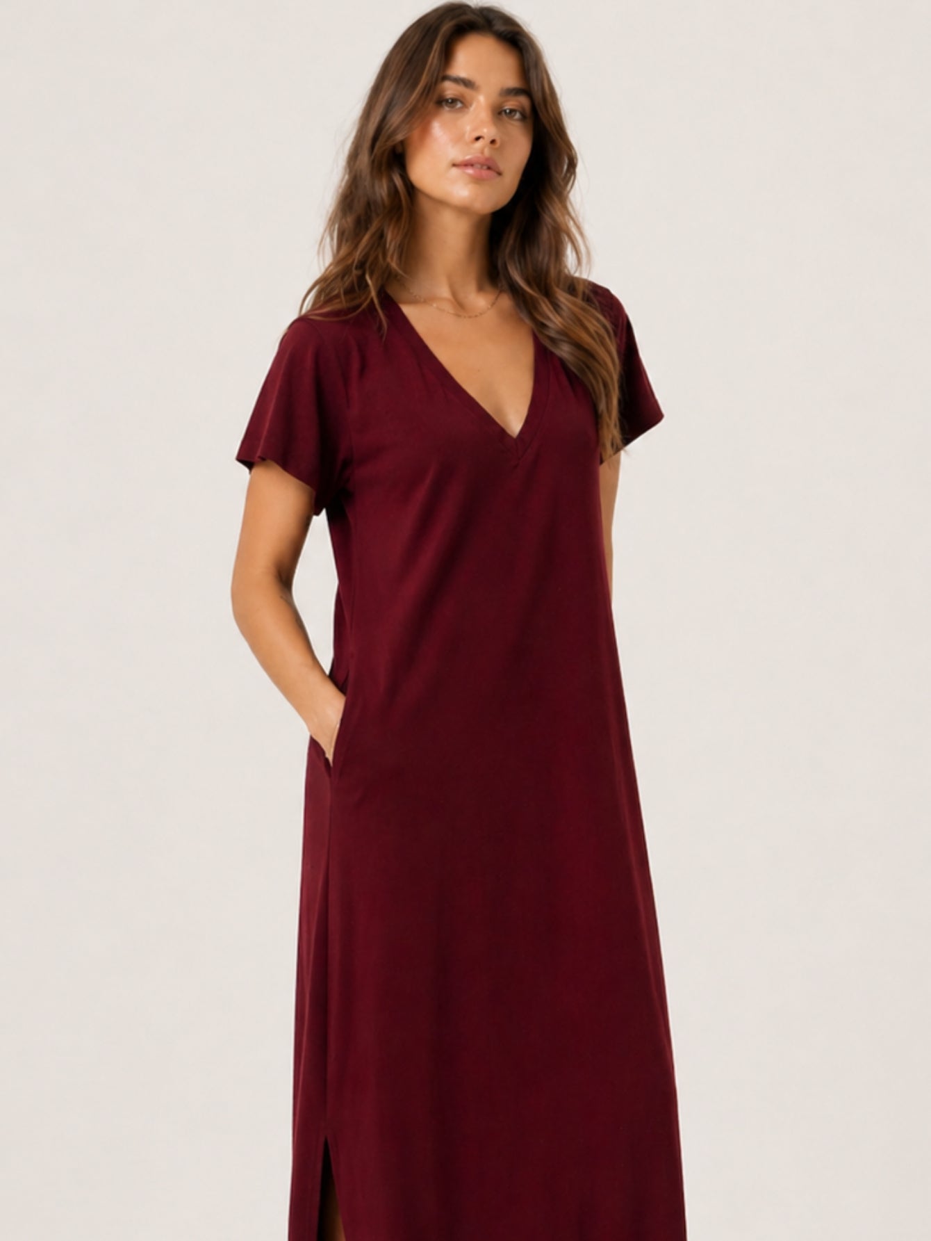 Vestido Longo de Algodão com Bolso Decote V Bordô