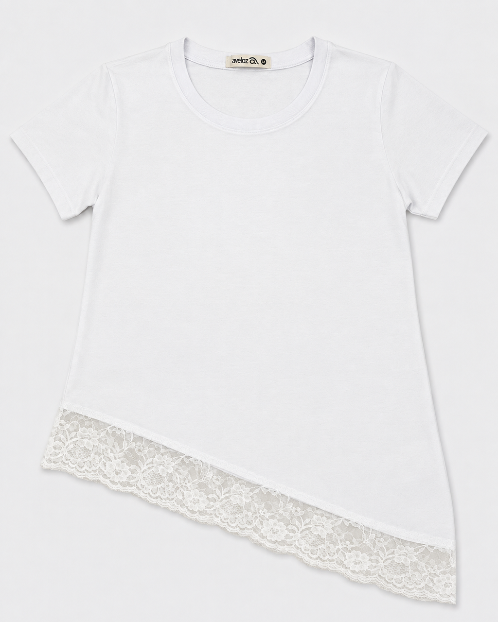 Blusa Assimétrica Feminina com Renda Branca