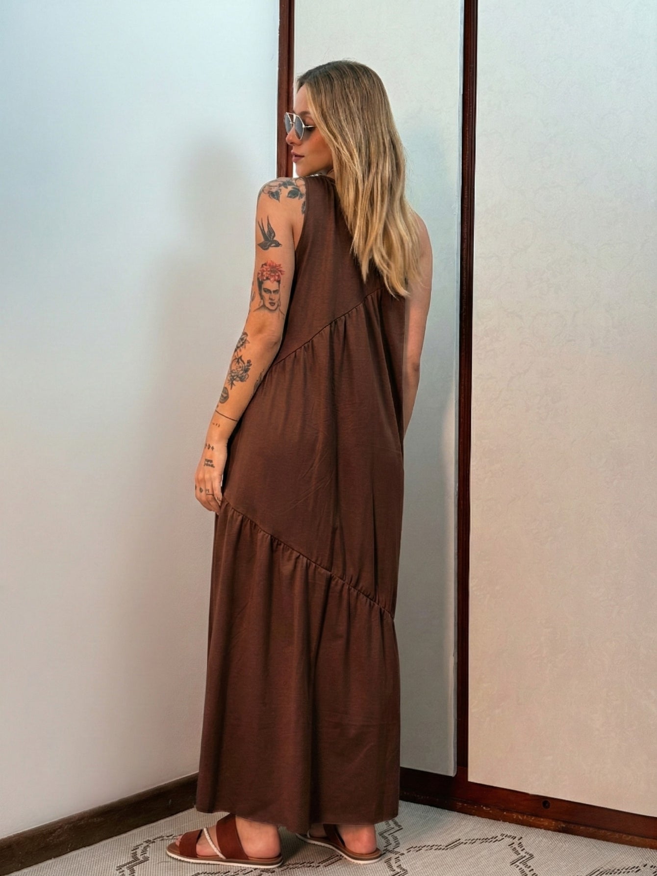 Vestido Longo Feminino Soltinho malha algodão Aveloz Marrom Escuro