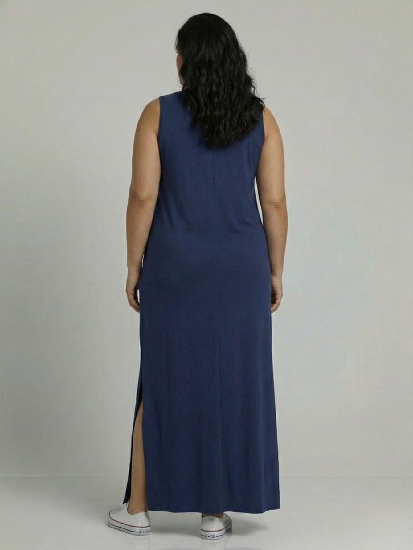 Vestido Longo Aveloz Viscolycra Soltinho Plus Size com Bolso Azul Marinho