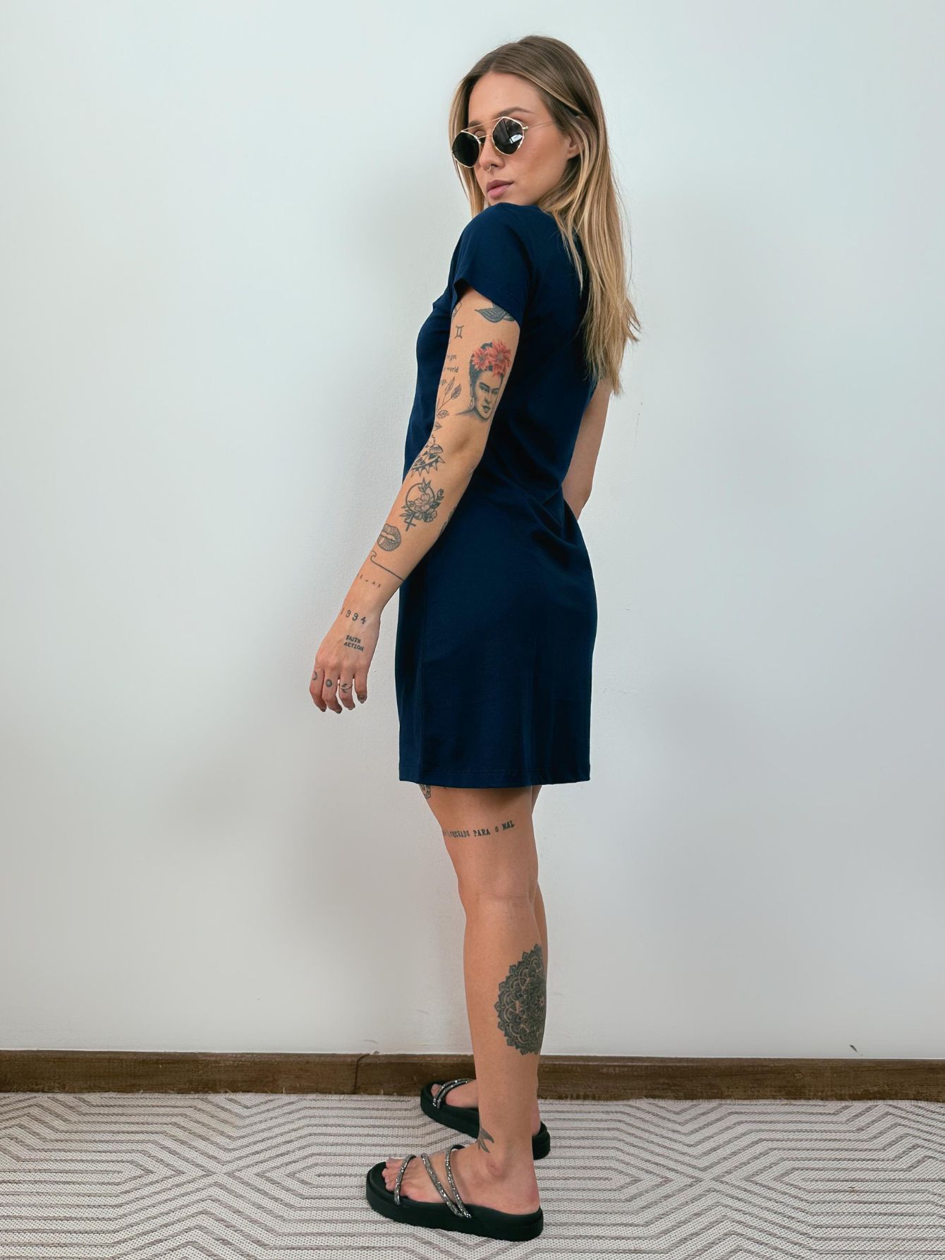 Vestido T-Shirt Camisetão Aveloz Marinho