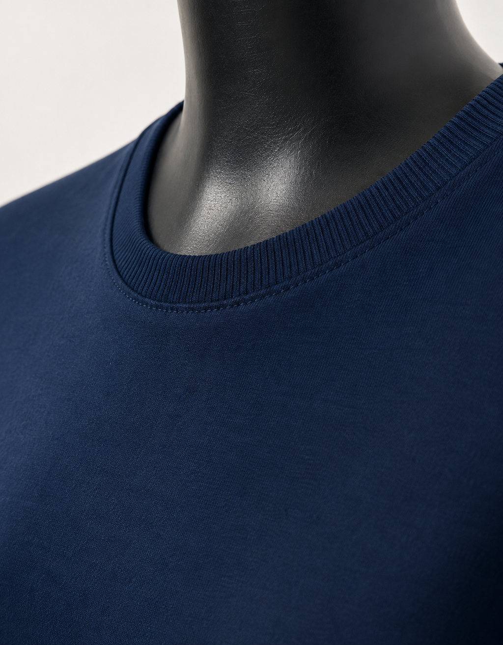 Blusa Assimétrica Feminina com Renda Azul Marinho