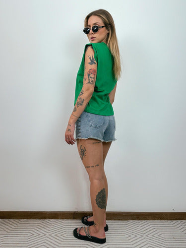 Camiseta Aveloz Feminina Muscle Tee Verde Bandeira