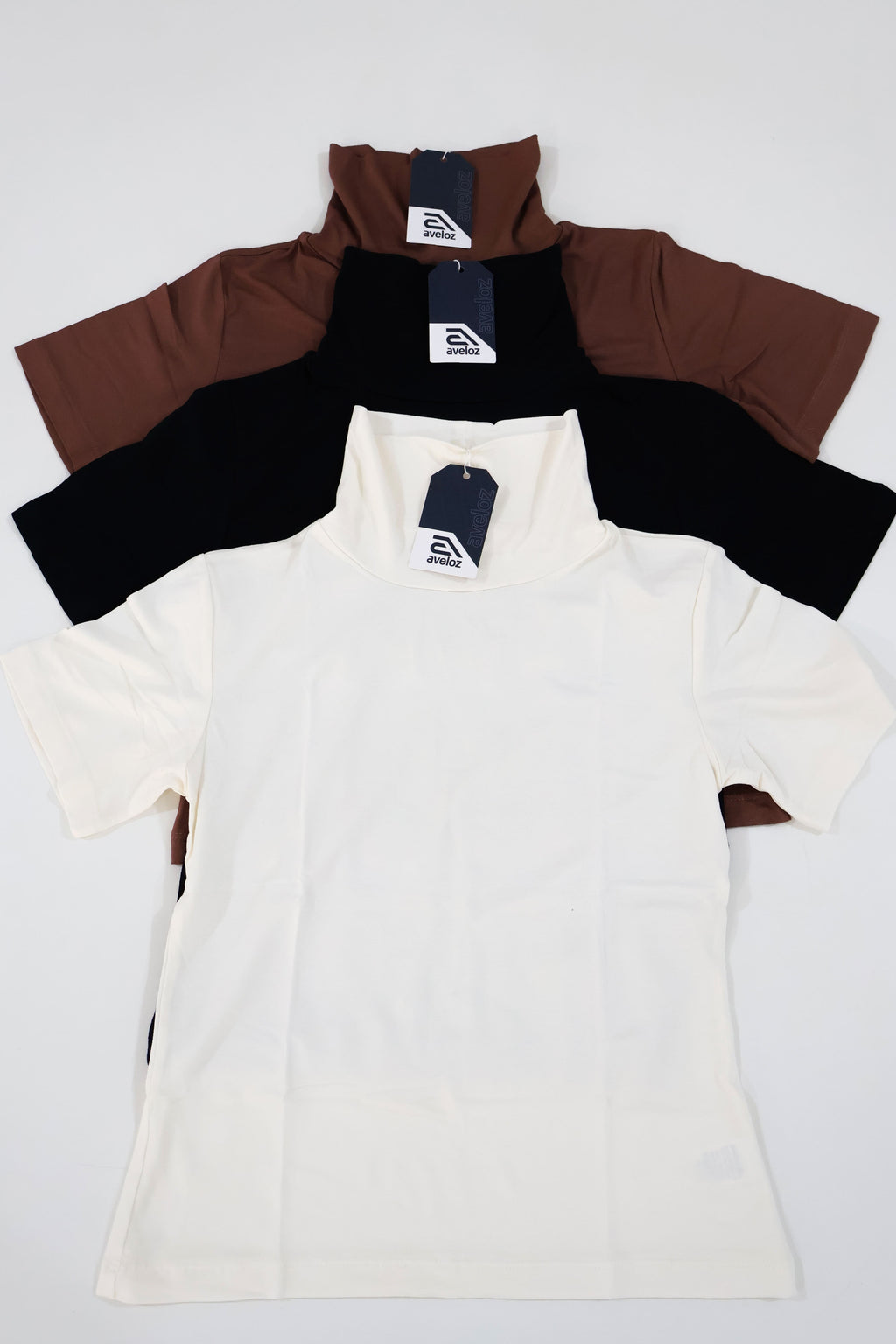 Blusa Gola Alta Manga Curta Em Viscolycra-preta
