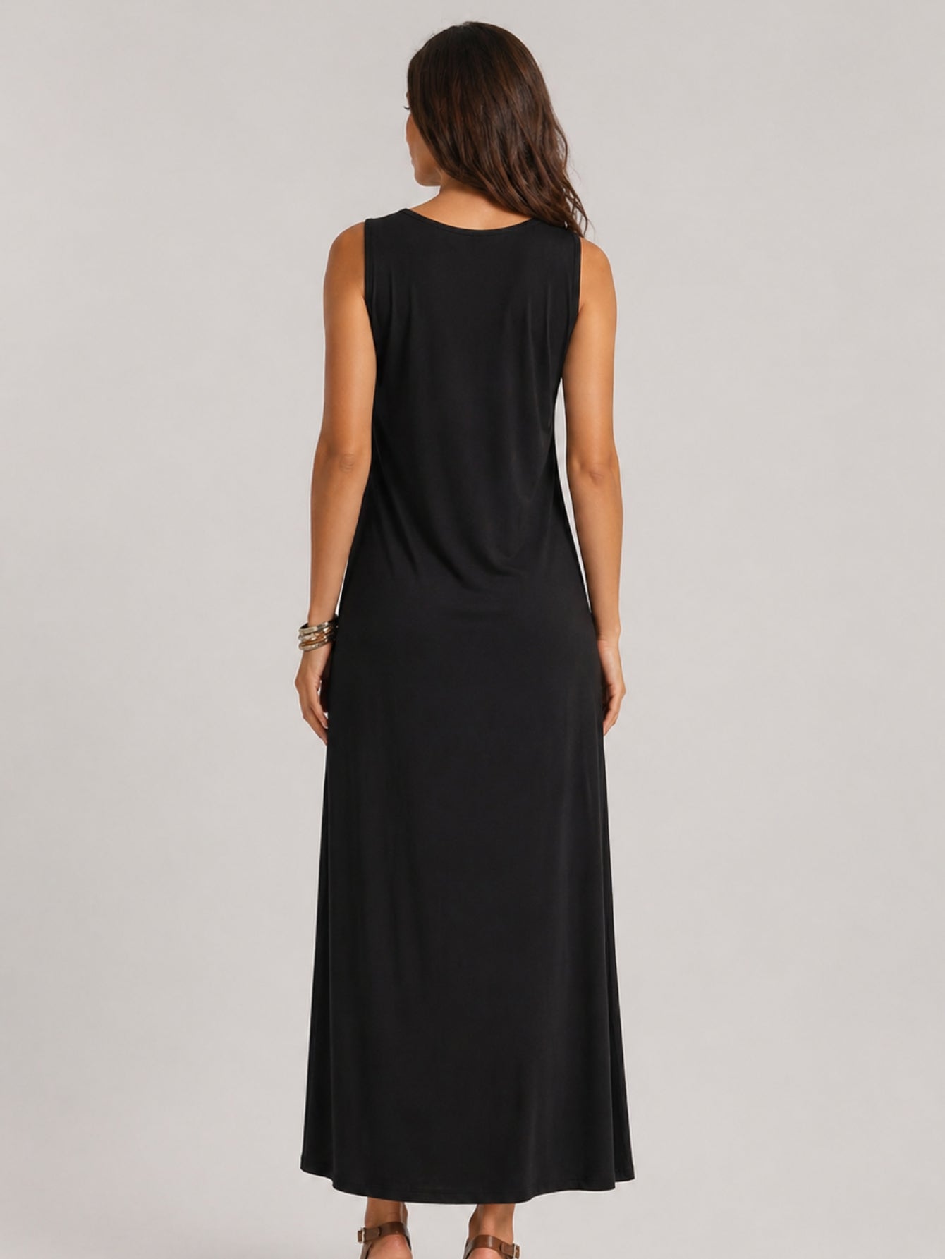 Vestido Longo Aveloz Viscolycra Soltinho com Bolso Preto