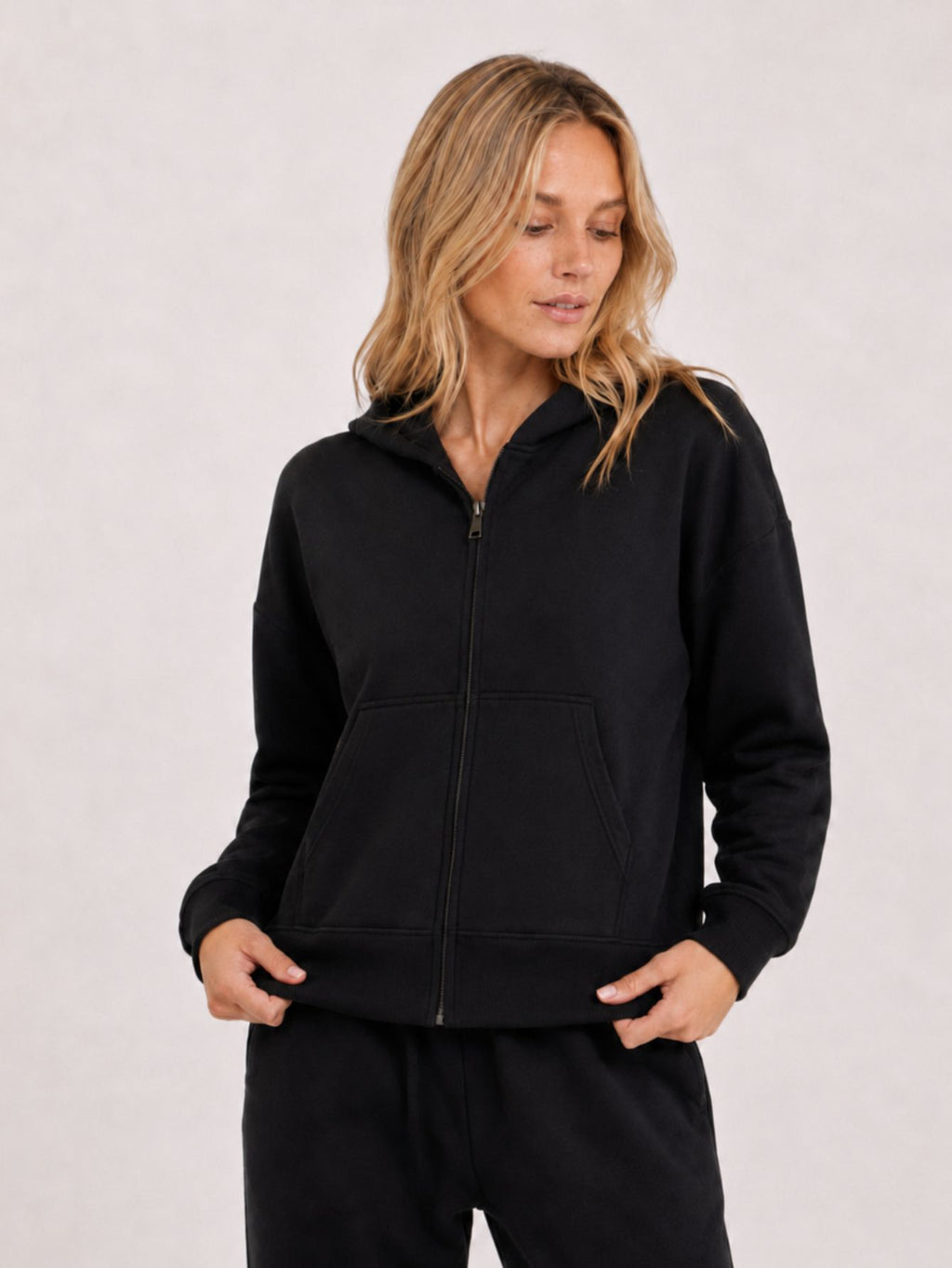 Conjunto Moletom Feminino Flow Aveloz Preto