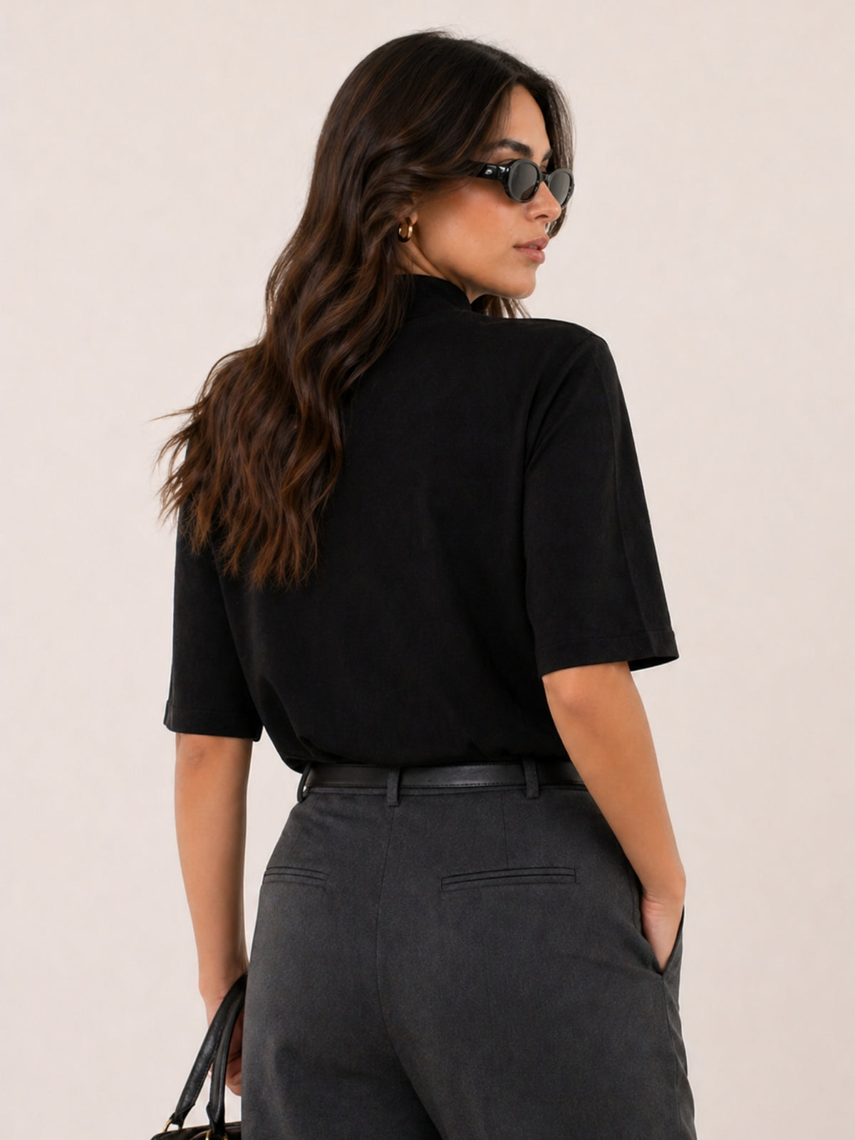 Camiseta Feminina T-shirt Aveloz Gola Alta E Manga 3/4 Preto