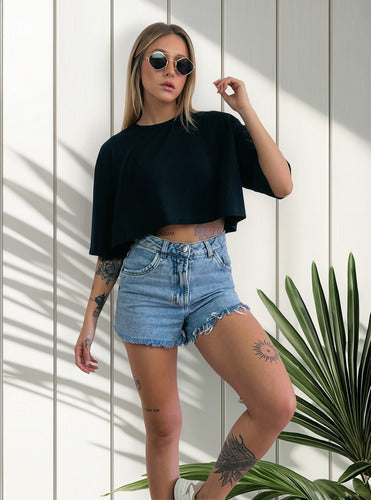 Camiseta Cropped Oversized Aveloz- Preta Preto
