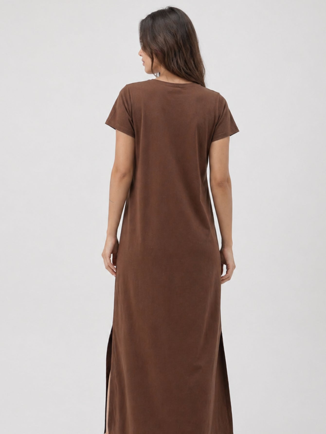 Vestido Longo de Algodão com Bolso Decote V Marrom