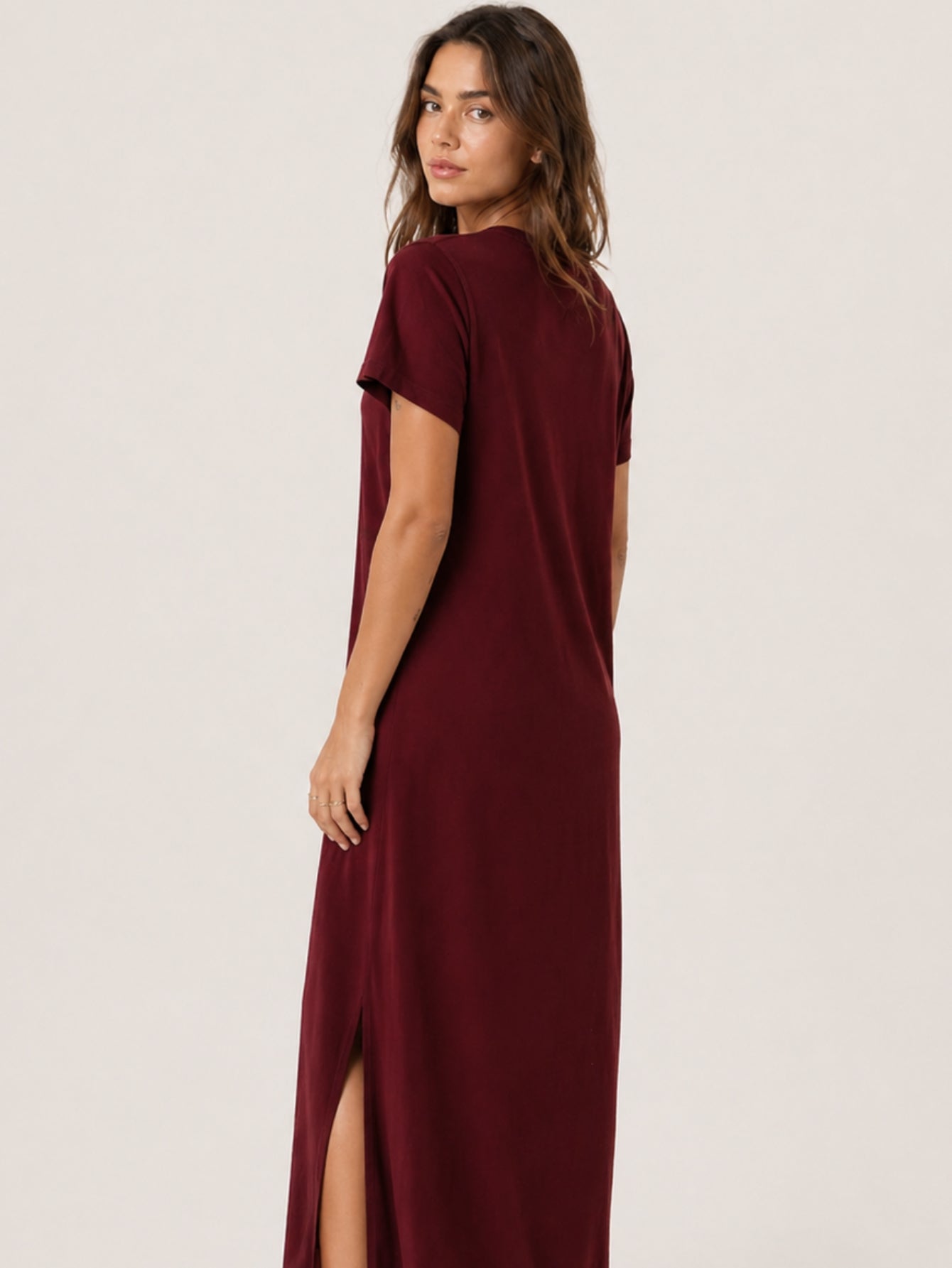 Vestido Longo de Algodão com Bolso Decote V Bordô