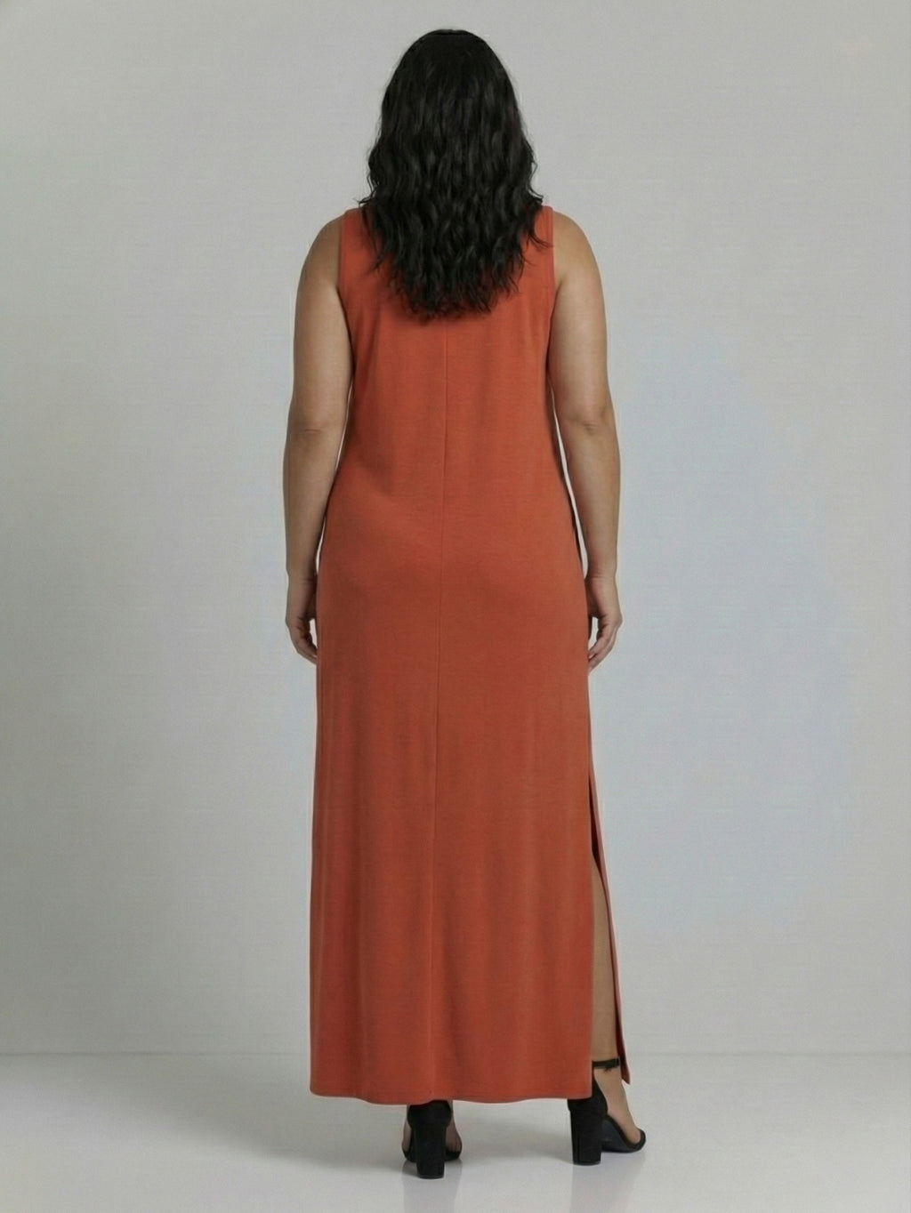 Vestido Longo Aveloz Viscolycra Soltinho Plus Size com Bolso Ferrugem