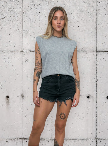 Camiseta Aveloz Feminina Muscle Tee Cinza